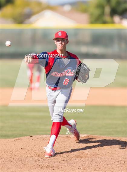 Thumbnail 2 in Great Oak @ Murrieta Mesa photogallery.
