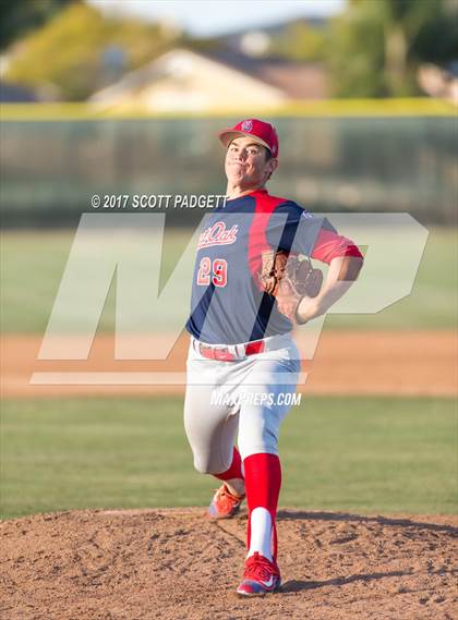 Thumbnail 1 in Great Oak @ Murrieta Mesa photogallery.