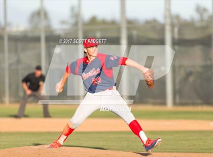 Thumbnail 1 in Great Oak @ Murrieta Mesa photogallery.