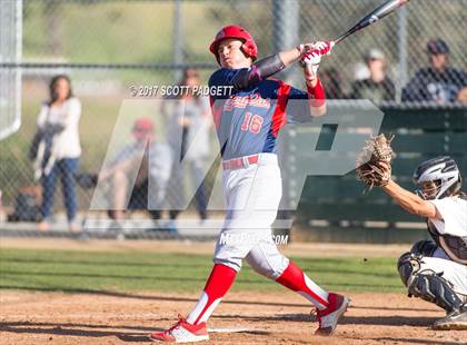 Thumbnail 2 in Great Oak @ Murrieta Mesa photogallery.