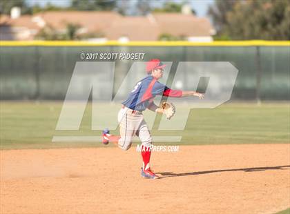 Thumbnail 1 in Great Oak @ Murrieta Mesa photogallery.