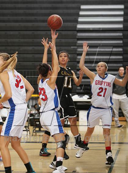 Thumbnail 1 in Canyon vs. Los Alamitos (So Cal Holiday Classic) photogallery.