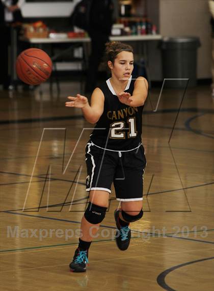 Thumbnail 3 in Canyon vs. Los Alamitos (So Cal Holiday Classic) photogallery.