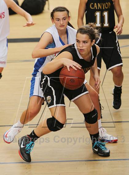 Thumbnail 2 in Canyon vs. Los Alamitos (So Cal Holiday Classic) photogallery.
