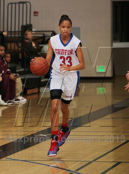 Thumbnail 1 in Canyon vs. Los Alamitos (So Cal Holiday Classic) photogallery.