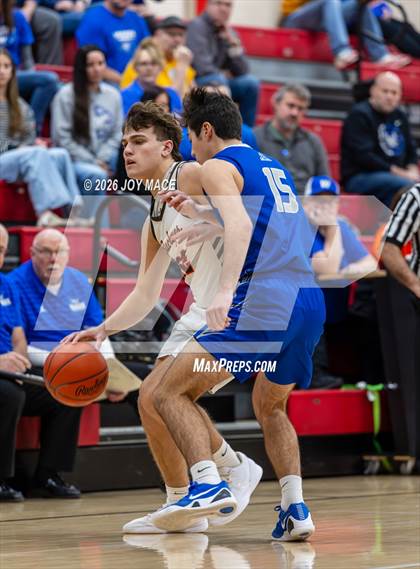 Thumbnail 1 in Warren vs. Nelsonville-York photogallery.