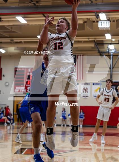 Thumbnail 3 in Warren vs. Nelsonville-York photogallery.