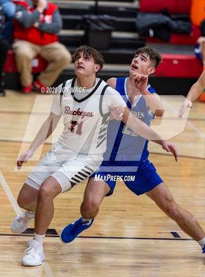 Thumbnail 1 in Warren vs. Nelsonville-York photogallery.