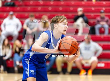 Thumbnail 1 in Warren vs. Nelsonville-York photogallery.