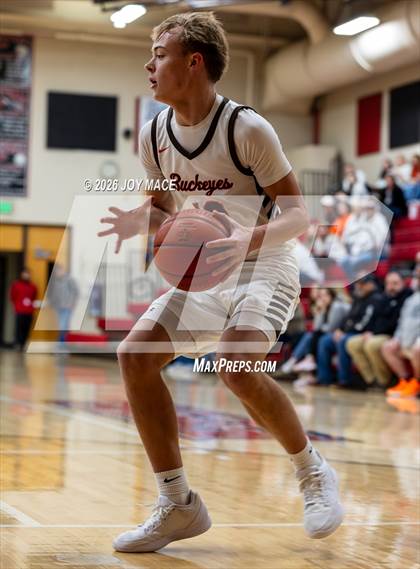 Thumbnail 1 in Warren vs. Nelsonville-York photogallery.