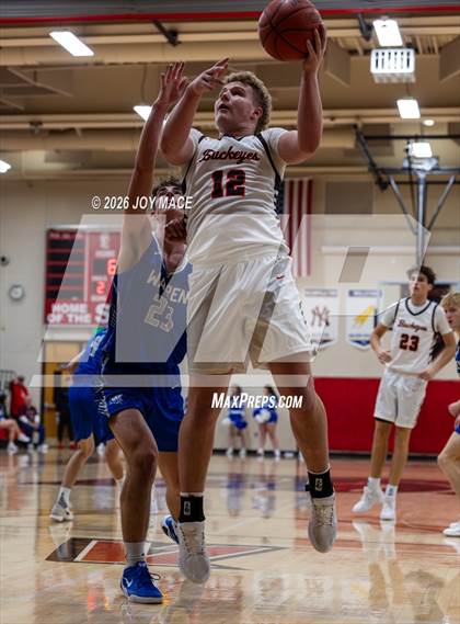 Thumbnail 2 in Warren vs. Nelsonville-York photogallery.