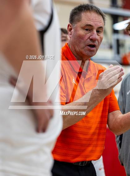 Thumbnail 2 in Warren vs. Nelsonville-York photogallery.