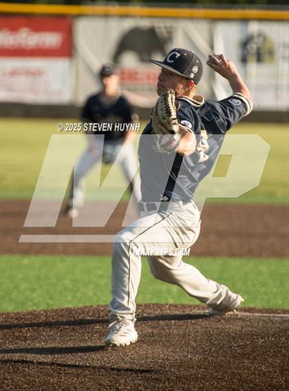 Thumbnail 1 in La Salle @ Canby photogallery.