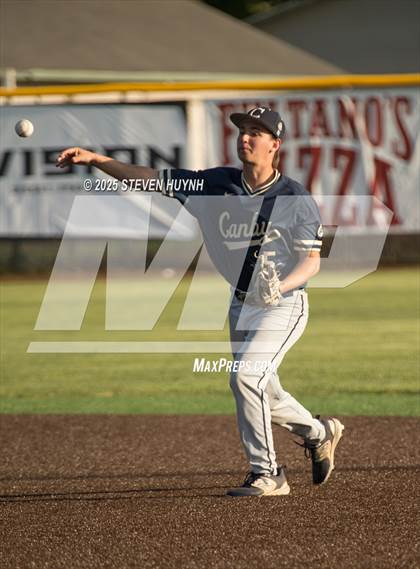 Thumbnail 1 in La Salle @ Canby photogallery.