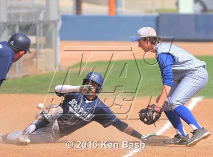 Thumbnail 2 in Camarillo @ Burbank photogallery.