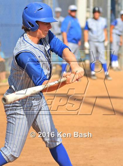 Thumbnail 3 in Camarillo @ Burbank photogallery.