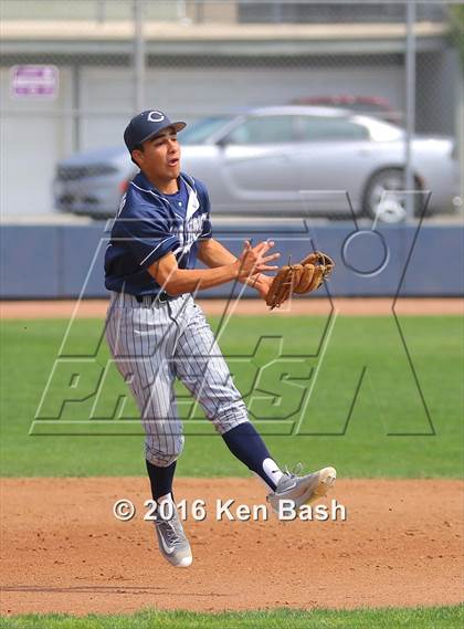 Thumbnail 1 in Camarillo @ Burbank photogallery.
