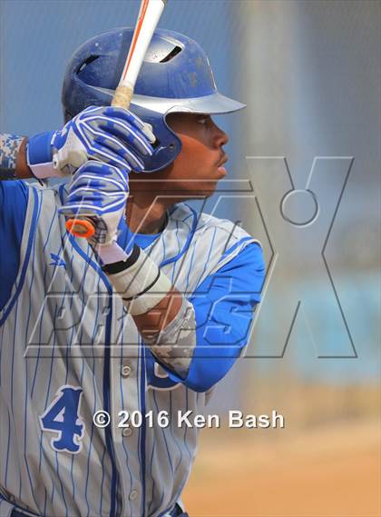 Thumbnail 2 in Camarillo @ Burbank photogallery.