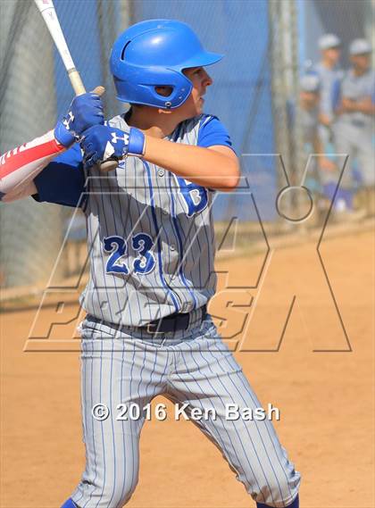 Thumbnail 3 in Camarillo @ Burbank photogallery.