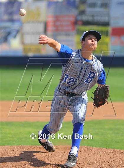 Thumbnail 3 in Camarillo @ Burbank photogallery.