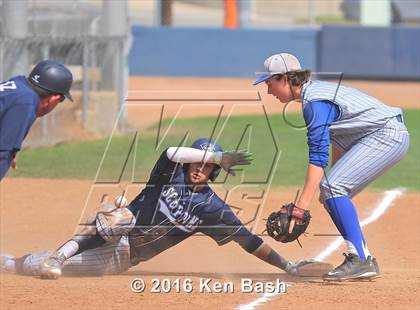 Thumbnail 3 in Camarillo @ Burbank photogallery.