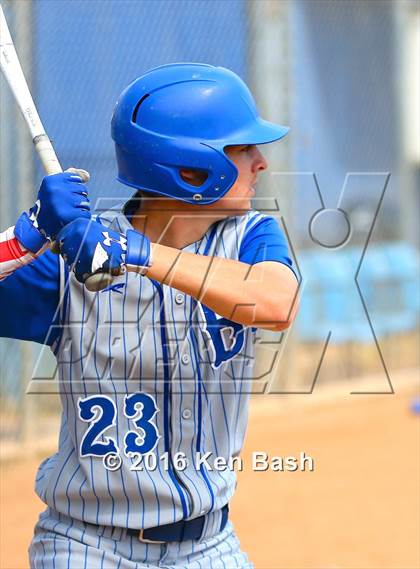 Thumbnail 2 in Camarillo @ Burbank photogallery.