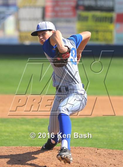 Thumbnail 2 in Camarillo @ Burbank photogallery.