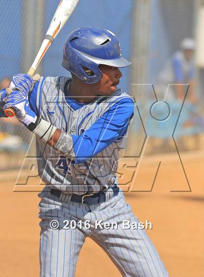 Thumbnail 3 in Camarillo @ Burbank photogallery.