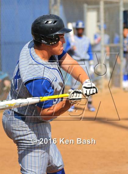 Thumbnail 2 in Camarillo @ Burbank photogallery.