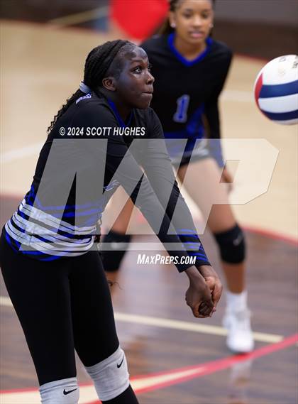 Thumbnail 3 in Antioch @ Overton photogallery.