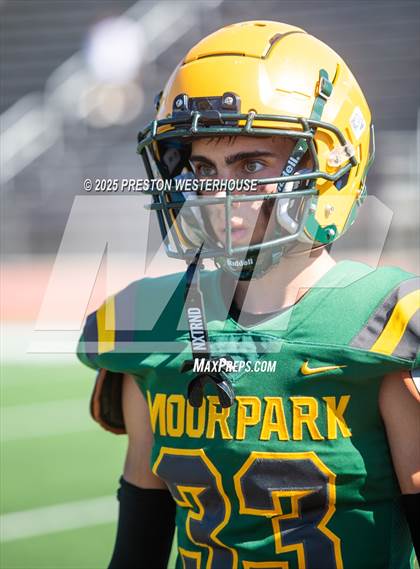 Thumbnail 3 in Birmingham @ Moorpark photogallery.