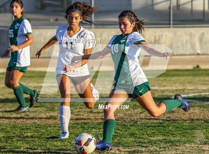 Thumbnail 2 in Arroyo vs Temple City photogallery.