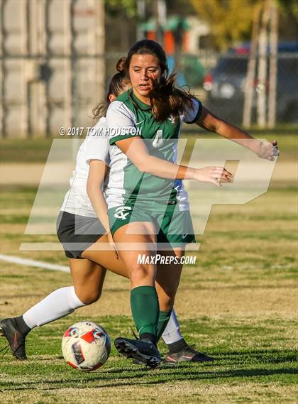 Thumbnail 2 in Arroyo vs Temple City photogallery.