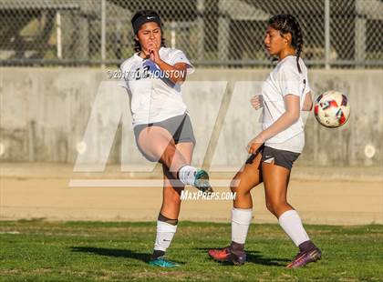 Thumbnail 2 in Arroyo vs Temple City photogallery.