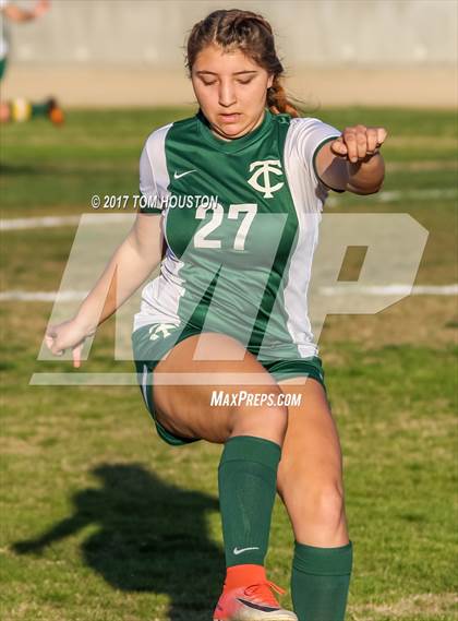 Thumbnail 2 in Arroyo vs Temple City photogallery.