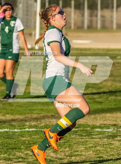 Thumbnail 2 in Arroyo vs Temple City photogallery.