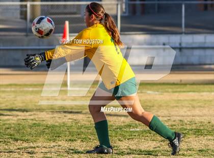 Thumbnail 3 in Arroyo vs Temple City photogallery.