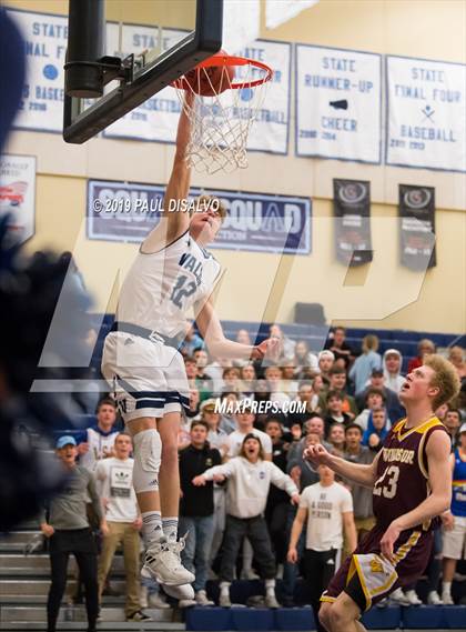 Thumbnail 2 in Valor Christian vs. Windsor (CHSAA 5A 1st Round) photogallery.