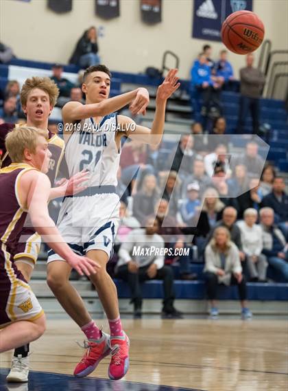 Thumbnail 3 in Valor Christian vs. Windsor (CHSAA 5A 1st Round) photogallery.