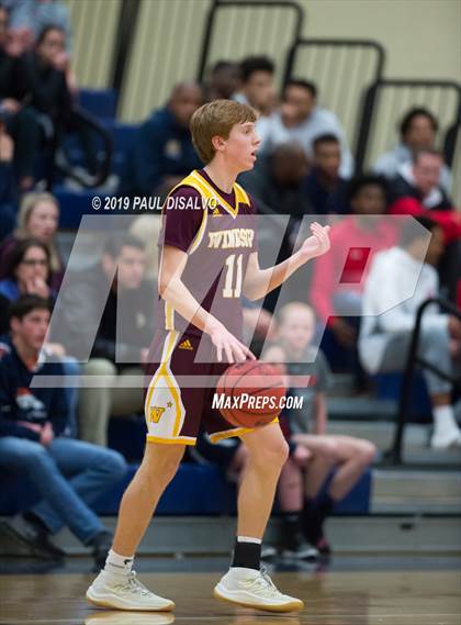 Thumbnail 3 in Valor Christian vs. Windsor (CHSAA 5A 1st Round) photogallery.