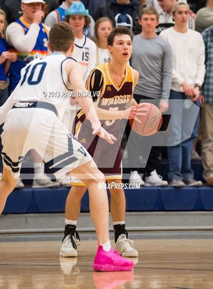 Thumbnail 1 in Valor Christian vs. Windsor (CHSAA 5A 1st Round) photogallery.