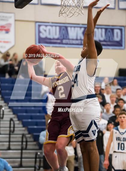 Thumbnail 3 in Valor Christian vs. Windsor (CHSAA 5A 1st Round) photogallery.
