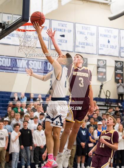 Thumbnail 3 in Valor Christian vs. Windsor (CHSAA 5A 1st Round) photogallery.