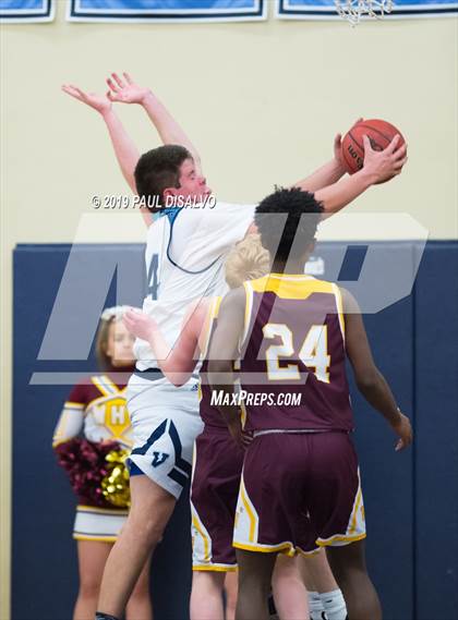 Thumbnail 3 in Valor Christian vs. Windsor (CHSAA 5A 1st Round) photogallery.
