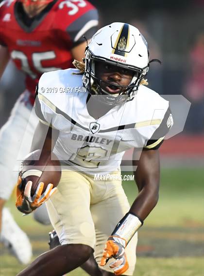 Thumbnail 1 in Bradley Central @ Ooltewah photogallery.