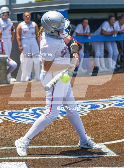 Thumbnail 1 in Lake Belton vs Liberty (UIL 4A Regional Playoff) photogallery.