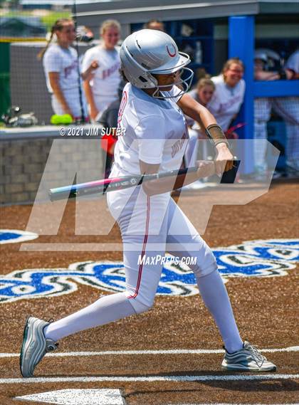 Thumbnail 1 in Lake Belton vs Liberty (UIL 4A Regional Playoff) photogallery.