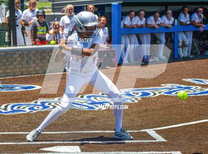 Thumbnail 2 in Lake Belton vs Liberty (UIL 4A Regional Playoff) photogallery.