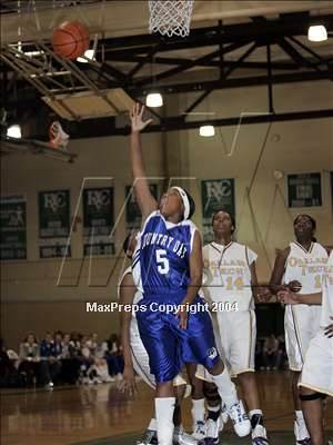 Thumbnail 2 in La Jolla Country Day vs Oakland Tech (West Coast Jamboree) photogallery.