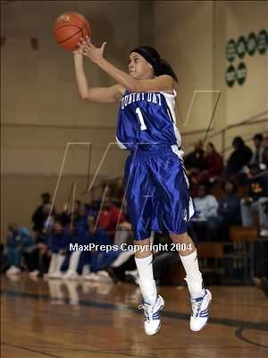 Thumbnail 3 in La Jolla Country Day vs Oakland Tech (West Coast Jamboree) photogallery.